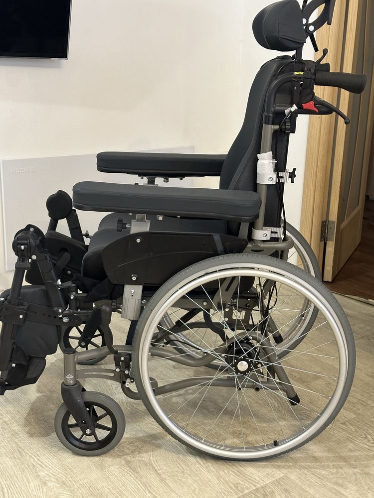 Инвалидная многофункциональная коляска Vermeiren INOVYS 2