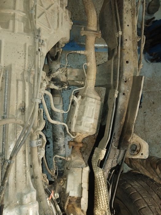 Сажевий фільтр , каталізатор ,Toyota Land Cruiser 200 4.5d 2019