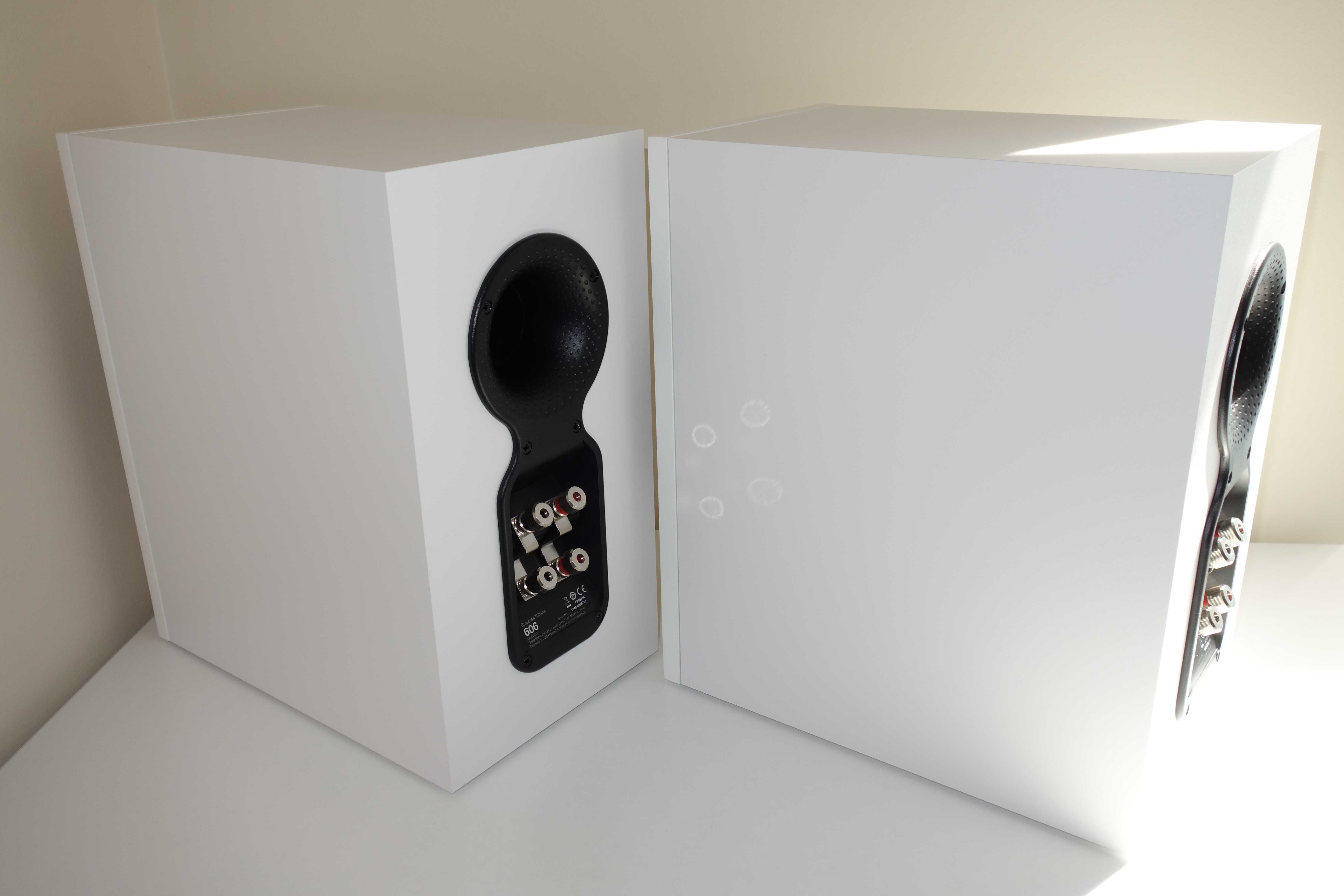 Kolumny Bowers&Wilkins 606 białe, idealny stan.