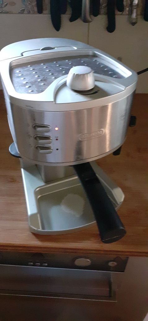 Ekspres do kawy DeLonghi