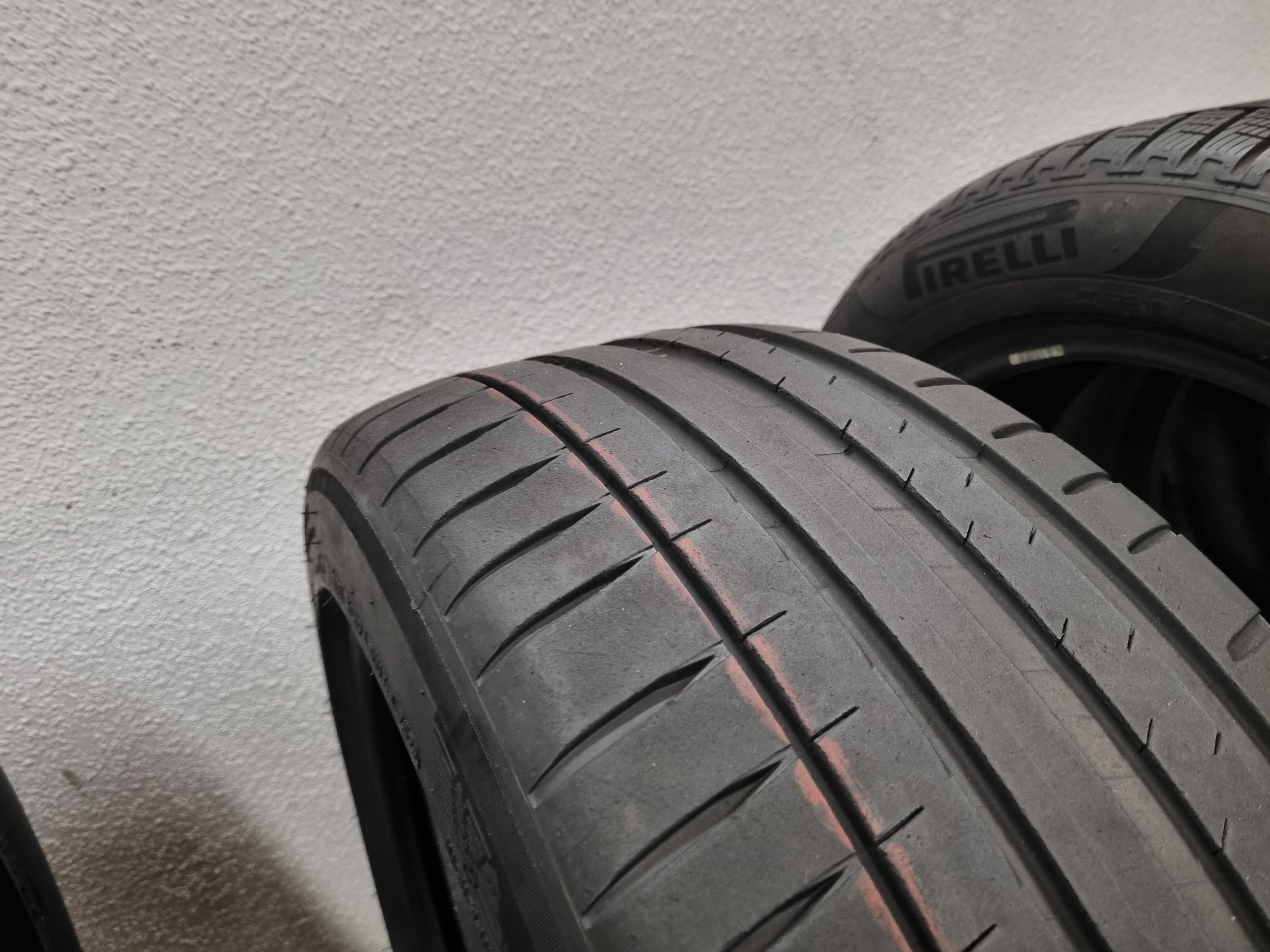245/45/19 102Y Michelin Pilot Sport 4 AO Acoustic Dot.2022R