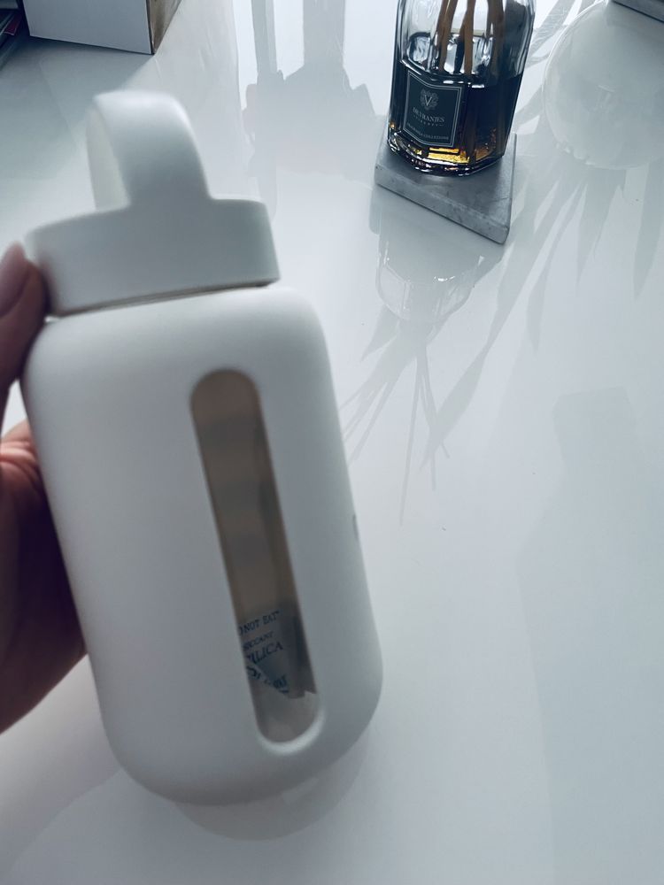Biała butelka na wodę 500ml