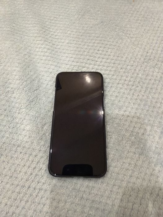iPhone 17 Pro Max в синем цвете ищу владельца