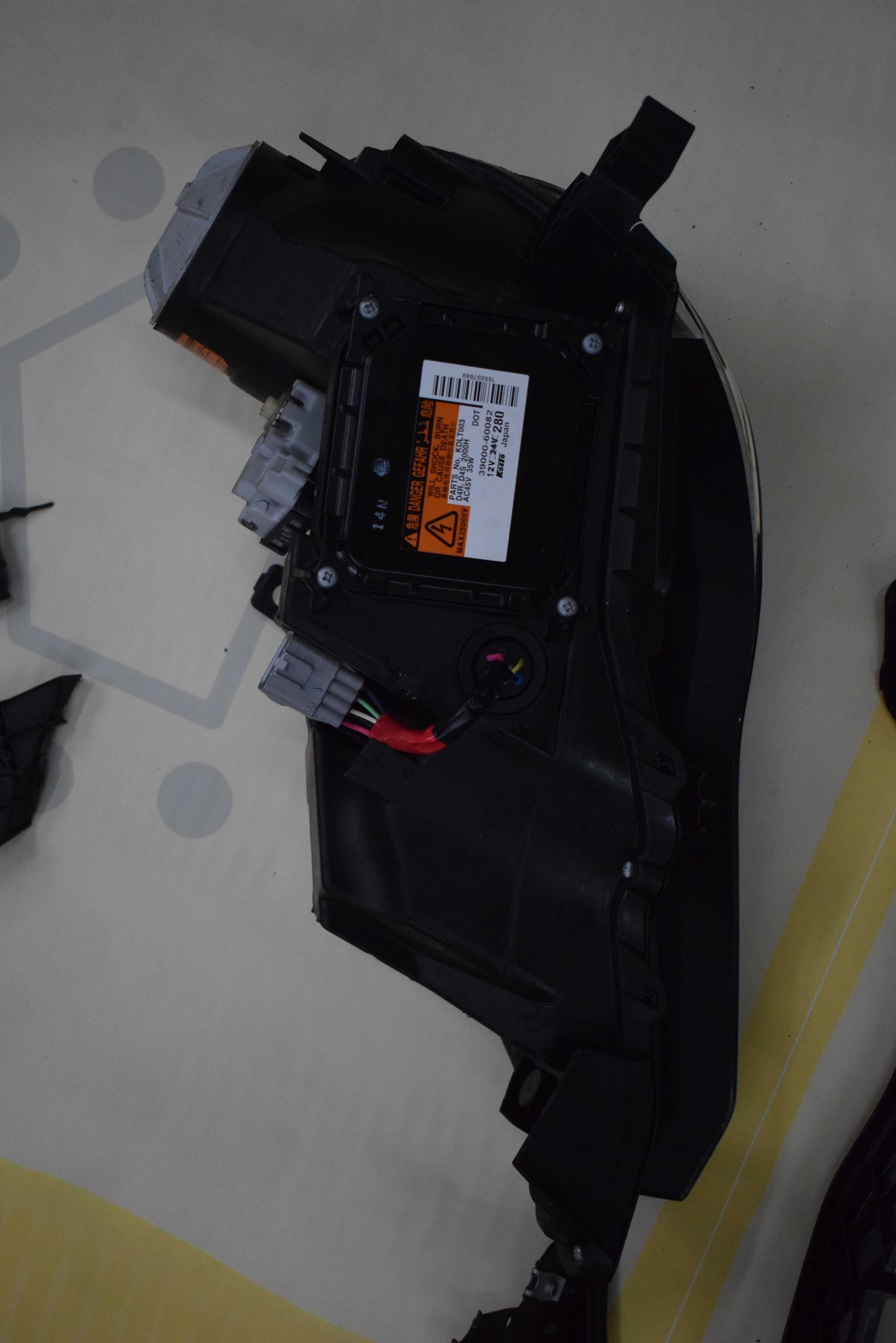 Lampa przód przednia prawa TOYOTA GT86 GT 86 XENON.europa