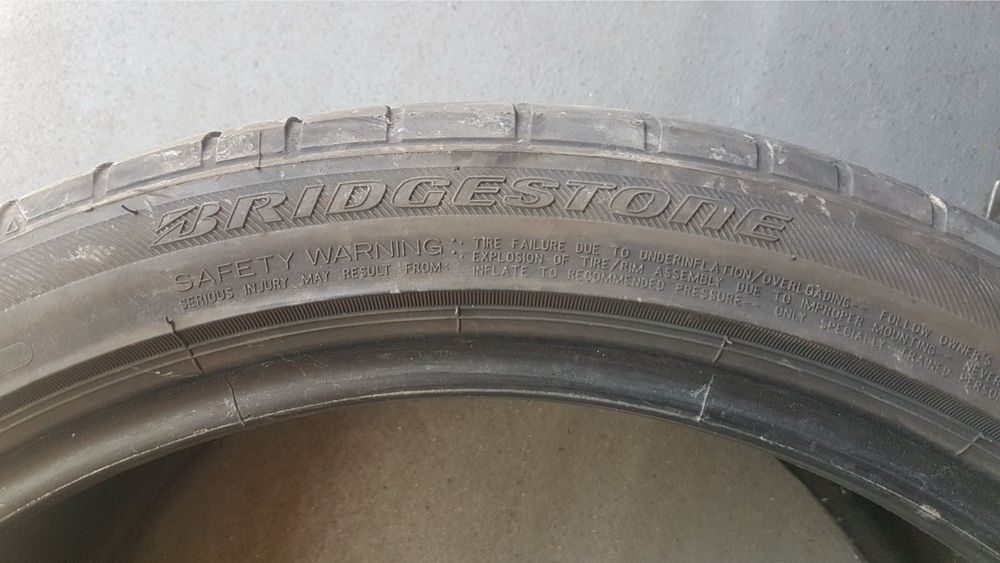Літні шини 2 шт. 225/40 R18 Bridgestone Potenza S001