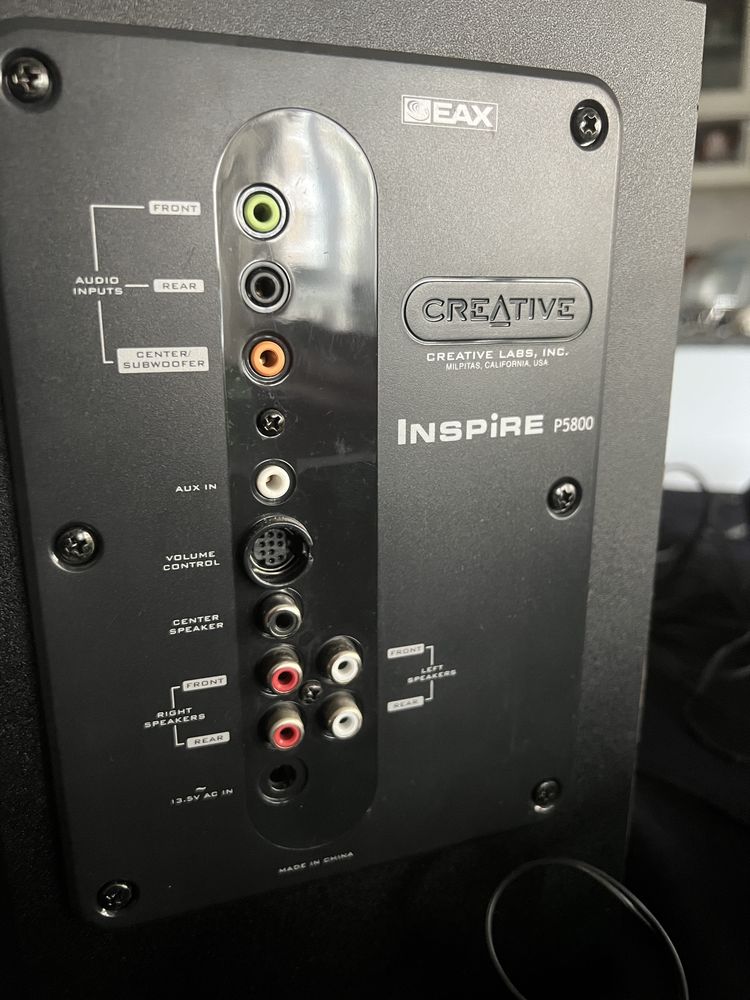 Sistema de som Creative Inspire P5800