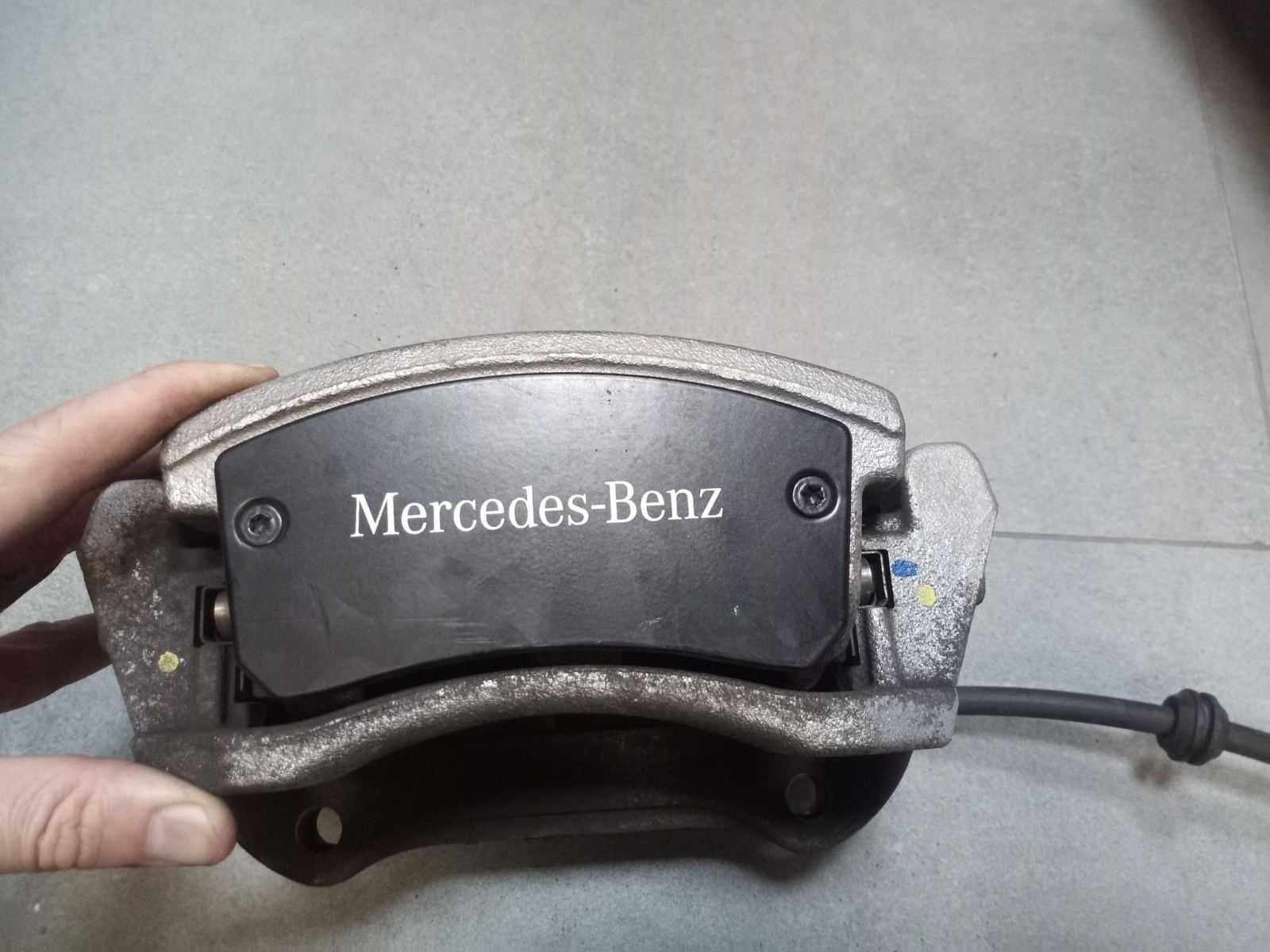 Супорт гальмівний передній правий/лівий Mercedes-Benz AMG G55