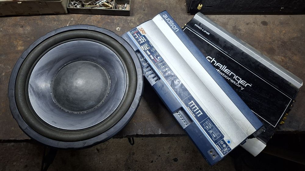 Продам Саб та два підсилювачі