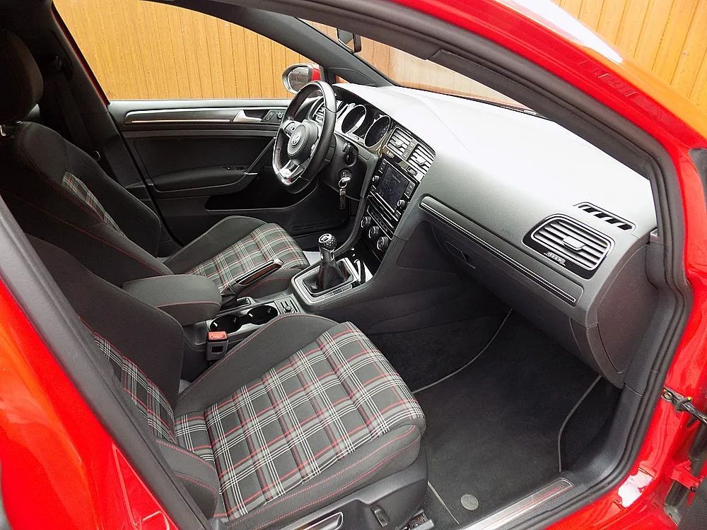 Volkswagen Golf 2.0 GTI!! 210KM!! Lift!! CarPaly!! Super San!! 69 Tyś. Przebiegu!!