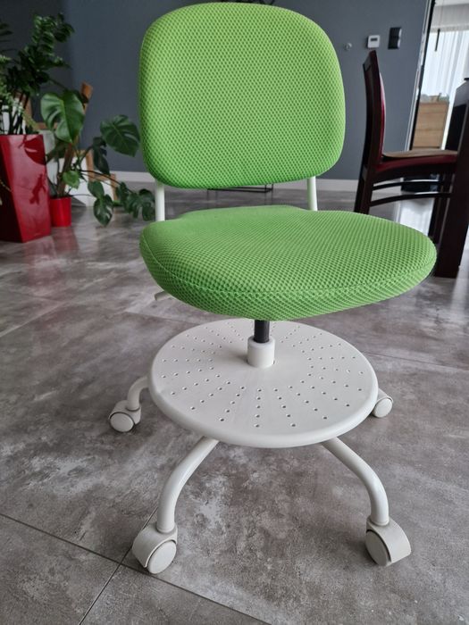 Ikea Vimund krzesełko dla dzieci do 140cm