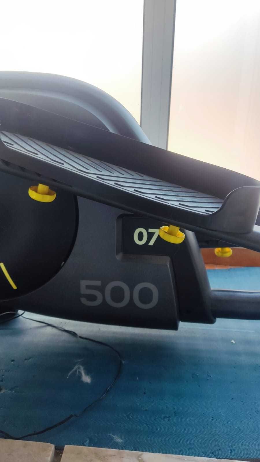 Elíptica de Treino 500. DOMYUS