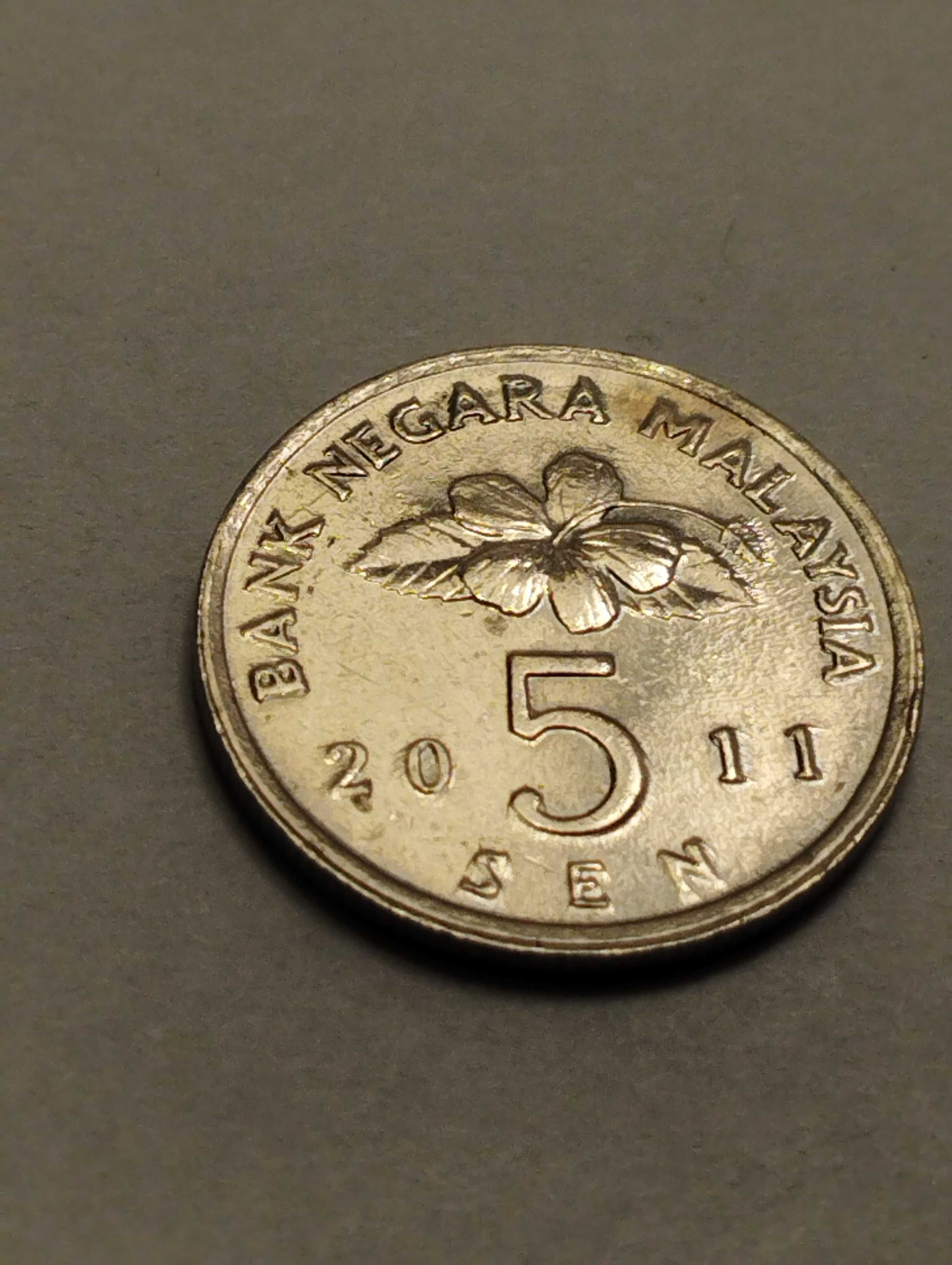 Sprzedam monetę  Malezja 5 senów 2011r. piękny stan