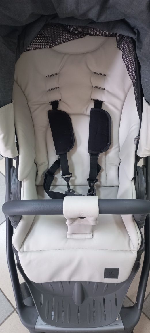 Коляска Roan bloom  2в1