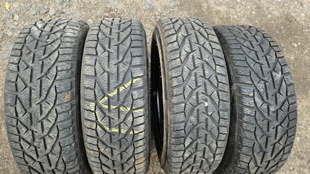 Шина зимня Nokian 185/60/15