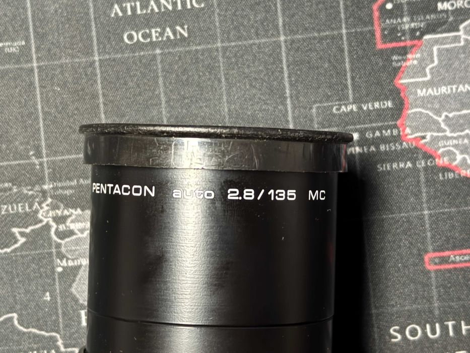 Obiektyw portretowy bokeh Pentacon 135mm f2.8 MC Auto + M42 / Canon