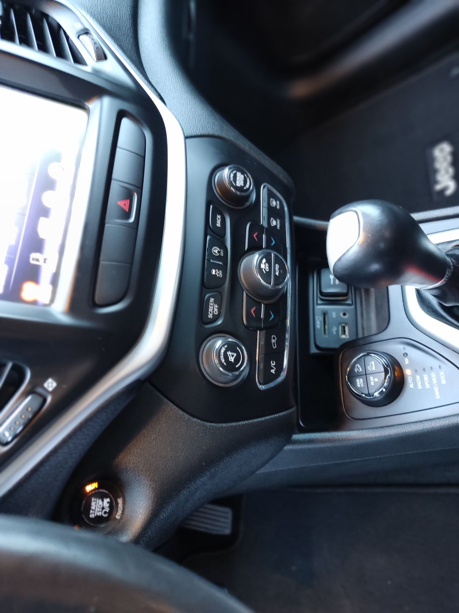 Jeep Cherokee Trailhawk 3,2  Black  2015