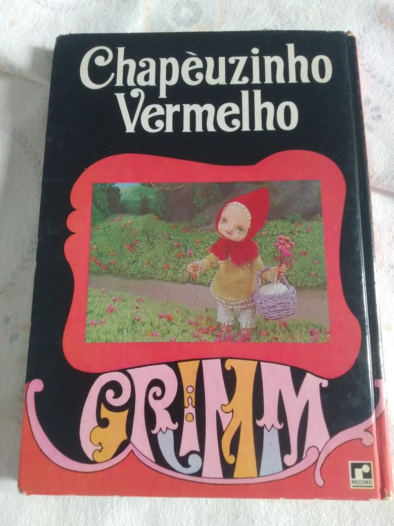 Livro infantil , Chapéuzinho Vermelho, dos Irmãos Grimm, antigo