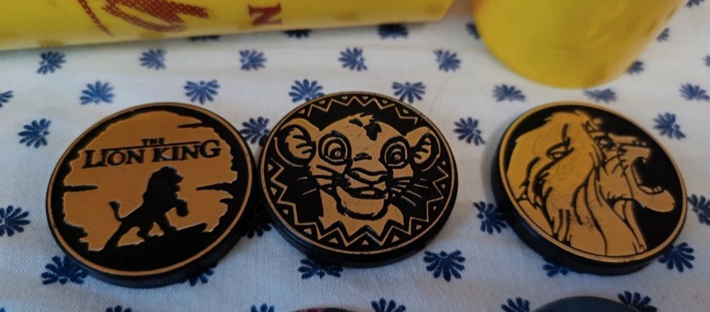 Lion King Caps Panini