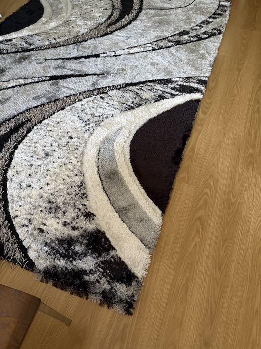 Carpete de Pêlo Alto, indicado para Sala. 290x200