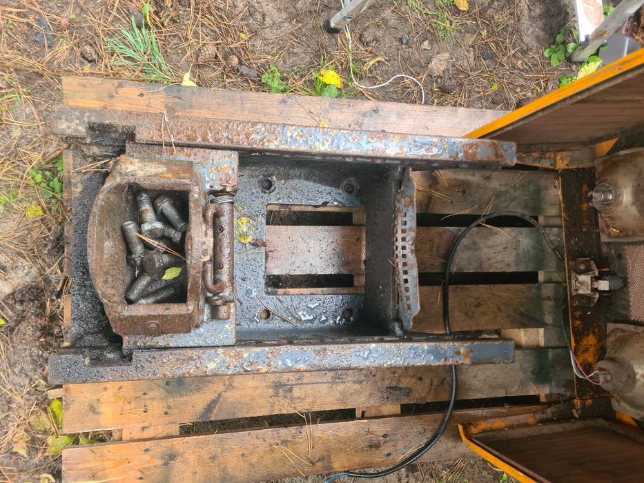 Konsola zaczep szyna New holland Case