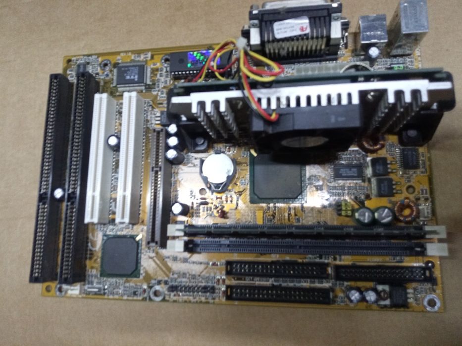 Plyta główna Gigabyte Ga -6em slot 1 Adax