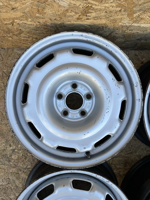 Диски5/100 R15 ET38 ЦО(діа)57.1 Вольцваген титани диски