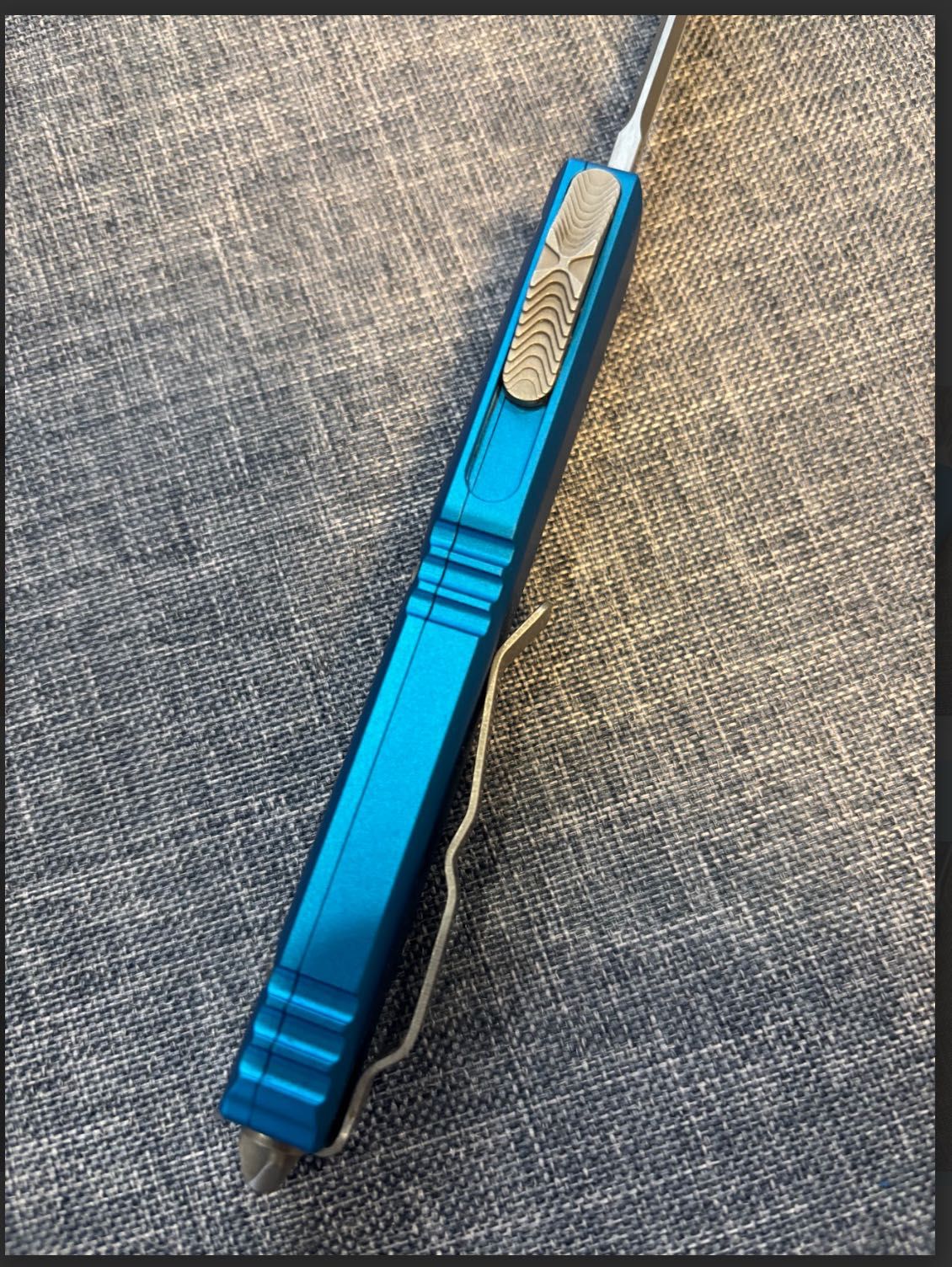Microtech Ultratech Drop Point Apocalyptic Blue - топовий викидний ніж
