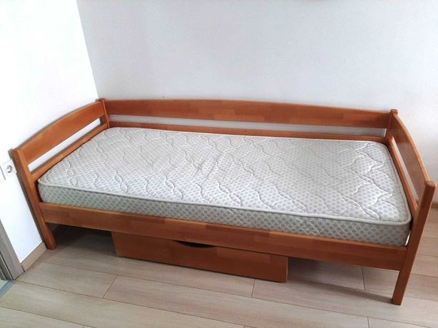 Кровать односпальная с матрасом 80х190