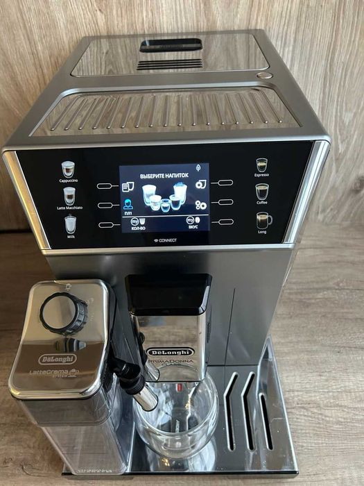 Продам Кофемашину Delonghi ECAM550.85.MS PrimaDonna Klass