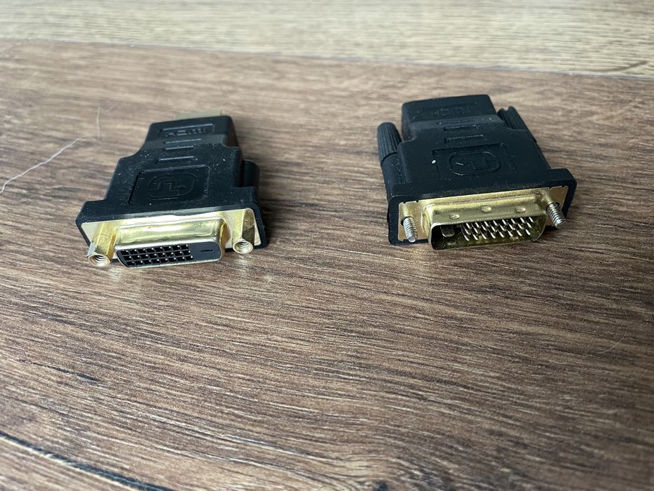 Різні HDMI перехідники та кабелі