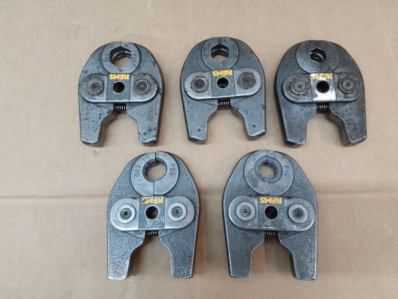 Rems Mini-Press ACC Zaciskarka Akumulatorowa Prasa V15-22