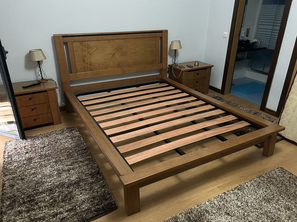 Vendo cama de crianca e cama de casal