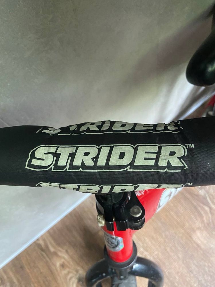 Біговел strider sport