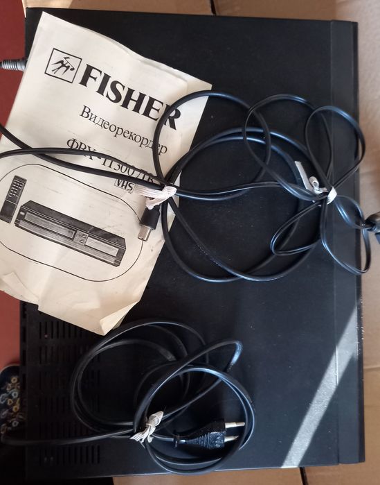 Відеомагнітофон Fisher на запчастини