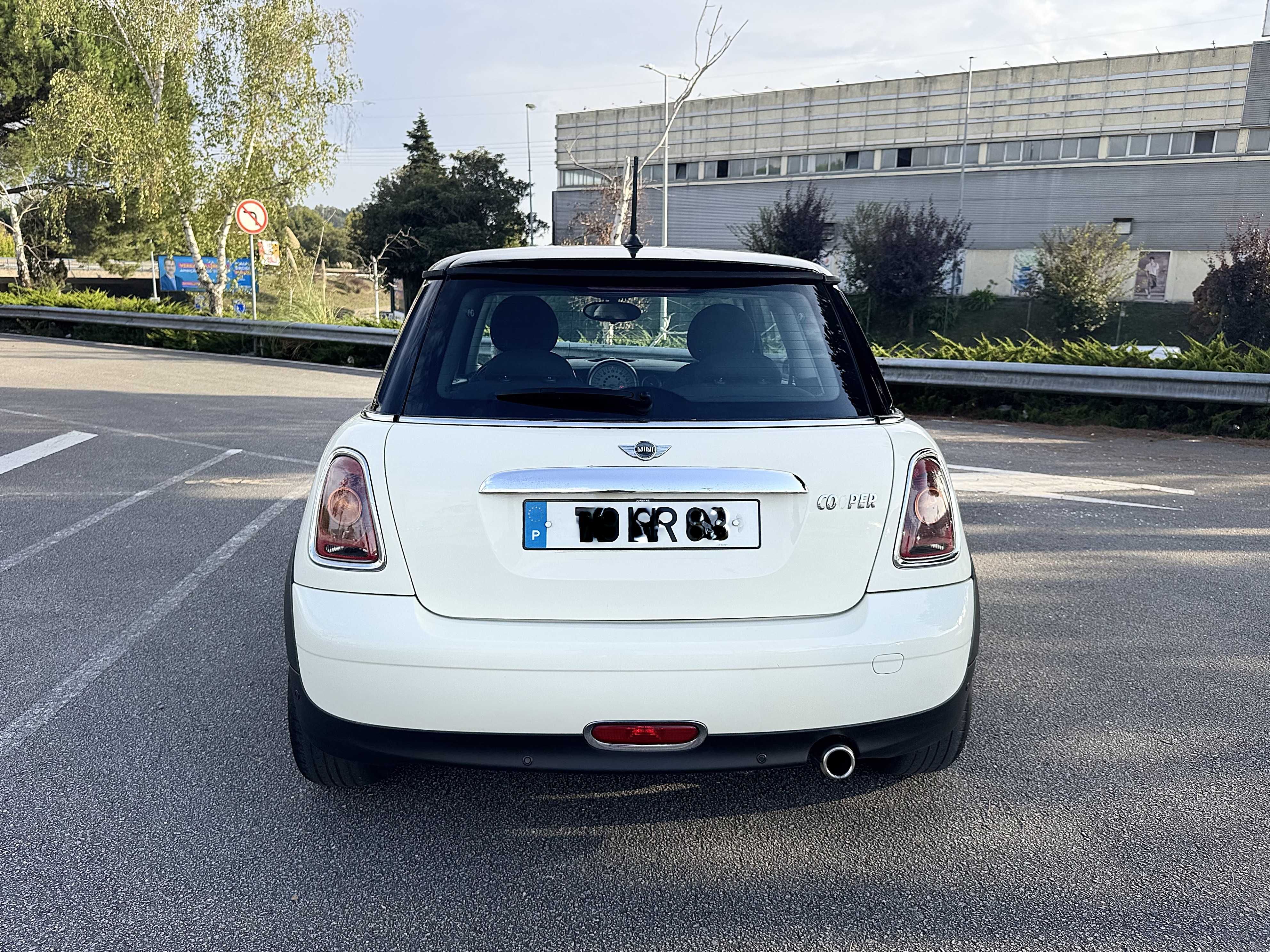 Mini Cooper 1.6 D 110cv