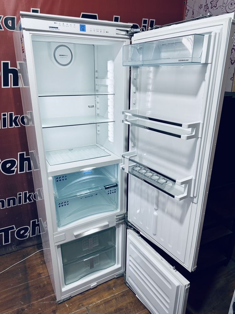 Холодильник під забудову Liebherr