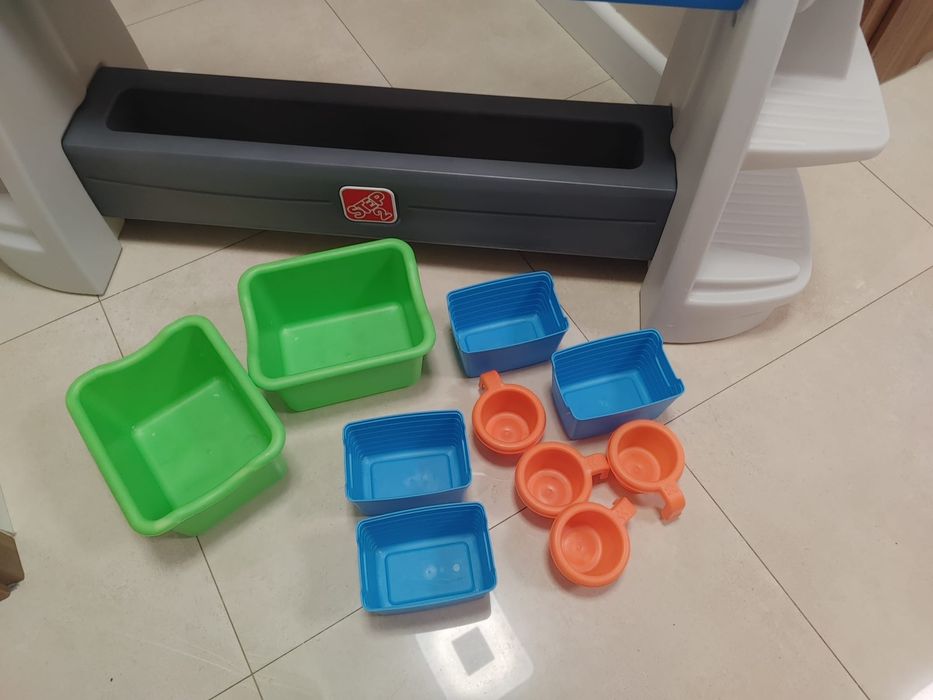 Sztaluga Jumbo, dwustronna tablica z pojemnikami