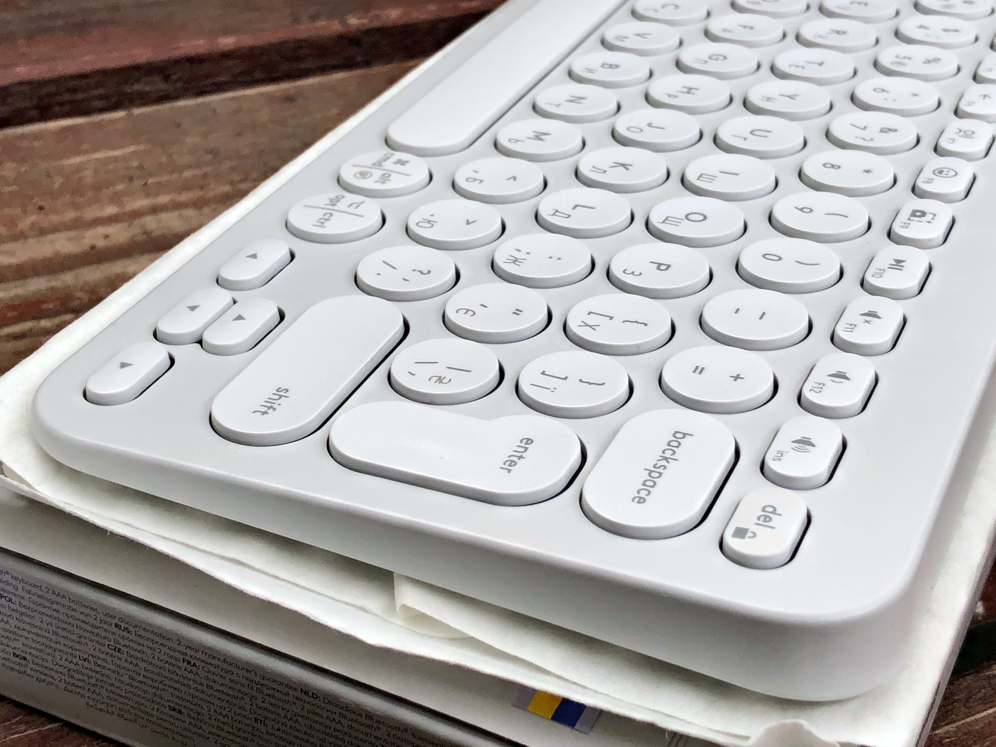 Logitech Pebble Keys 2 K380s White UA Бездротова клавіатура Bluetooth