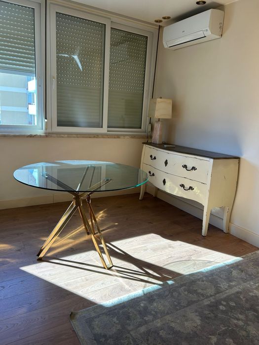 Mesa de jantar redonda