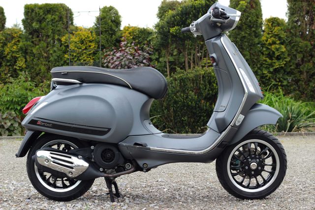 Piaggio Vespa ! Sprint S 125 ! 2016r ! ABS ! USZKODZONA ! 9797 KM !