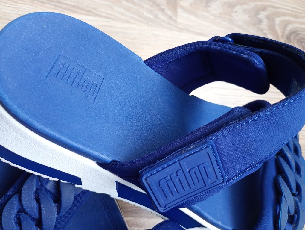 Sandały klapki Fitflop 38