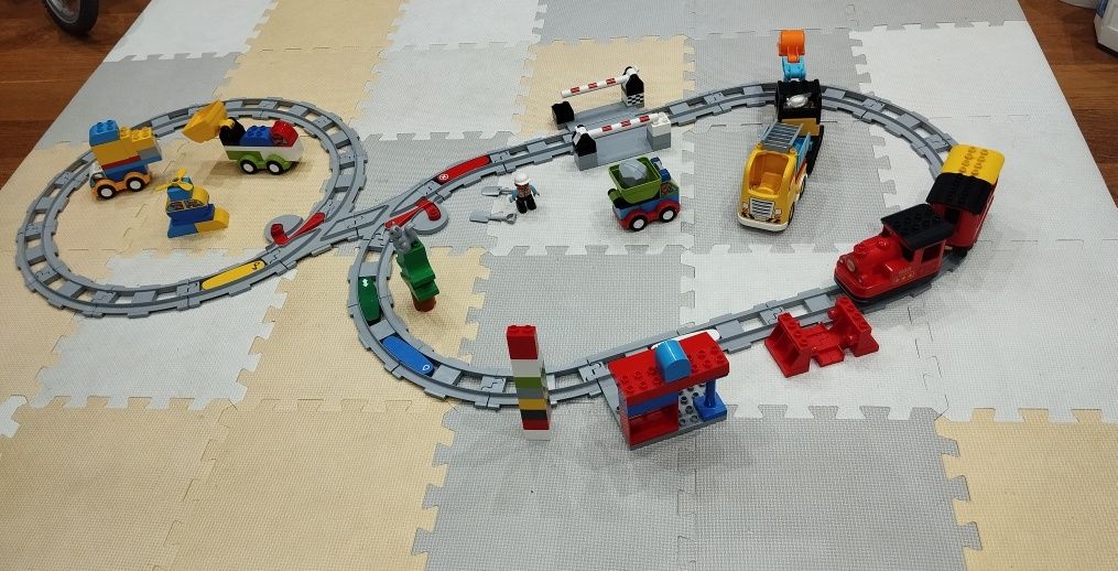Lego Duplo Pociąg Parowy 10874 2