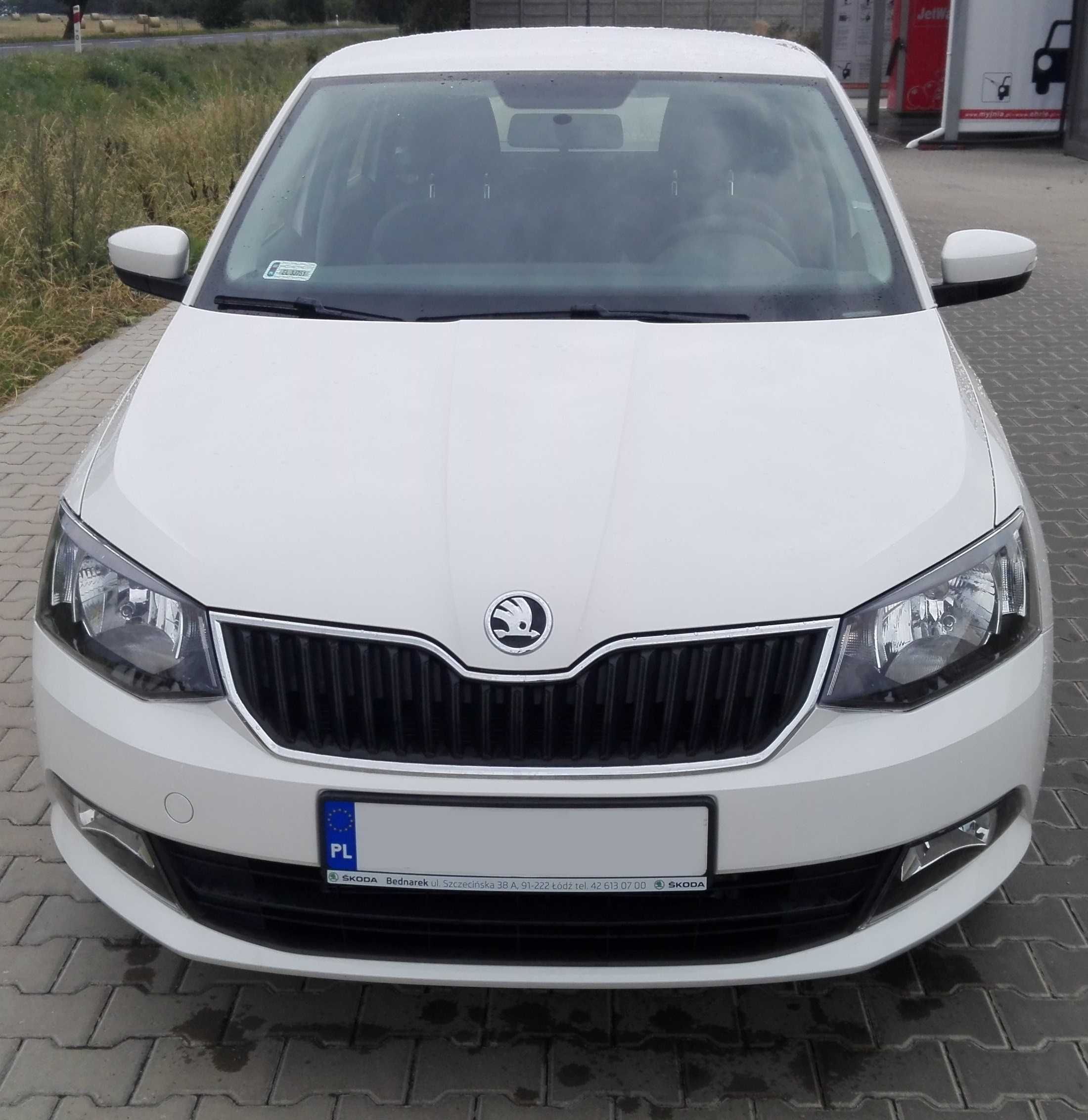 Wynajem Skoda Fabia Gaz wypożyczalnia samochodów Rent a Car