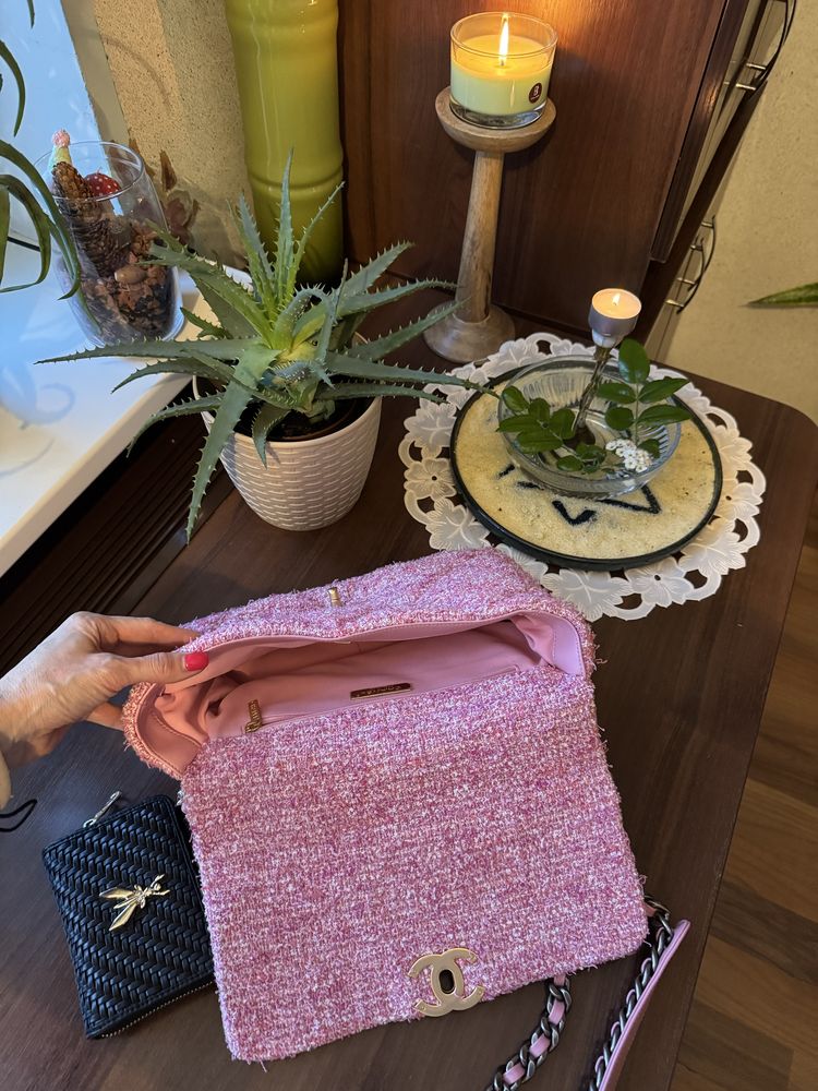 Chanel bag 19 сумка в размере 30
