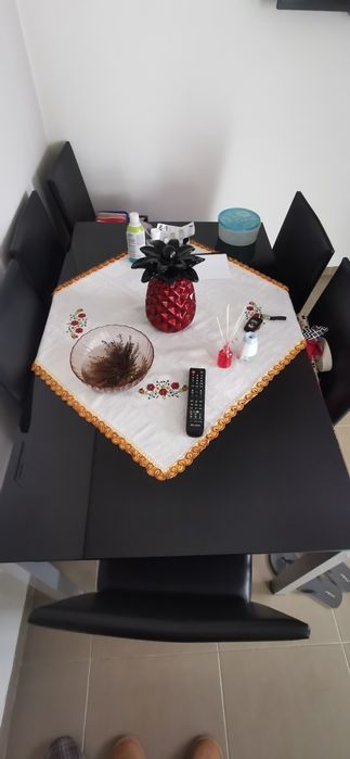 Vendo mesa preta