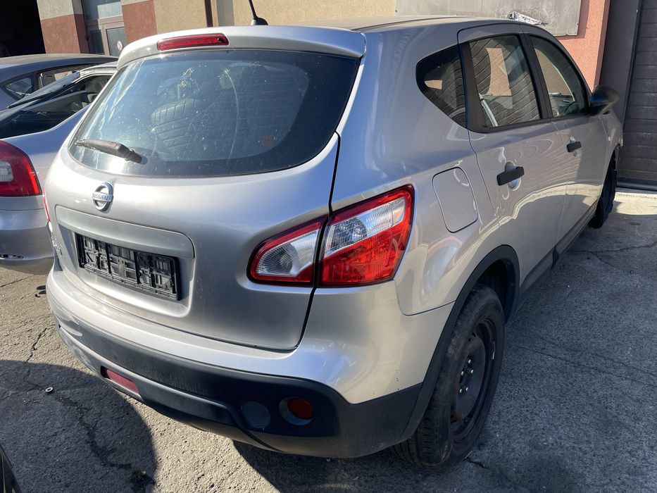 Na części Nissan Qashqai J10 lift 1.6 16v lakier KY0 G