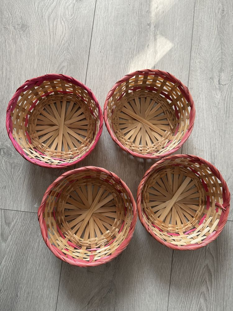 Zestaw 4 koszyczków – kolorowe, dekoracyjne, 20 cm