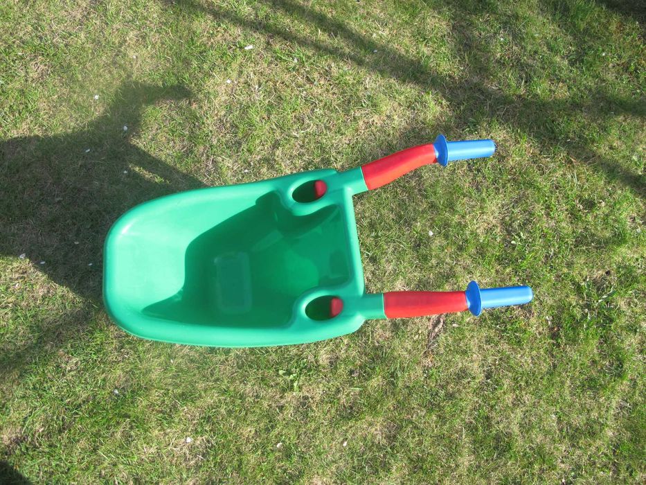Taczka dziecięca plastikowa