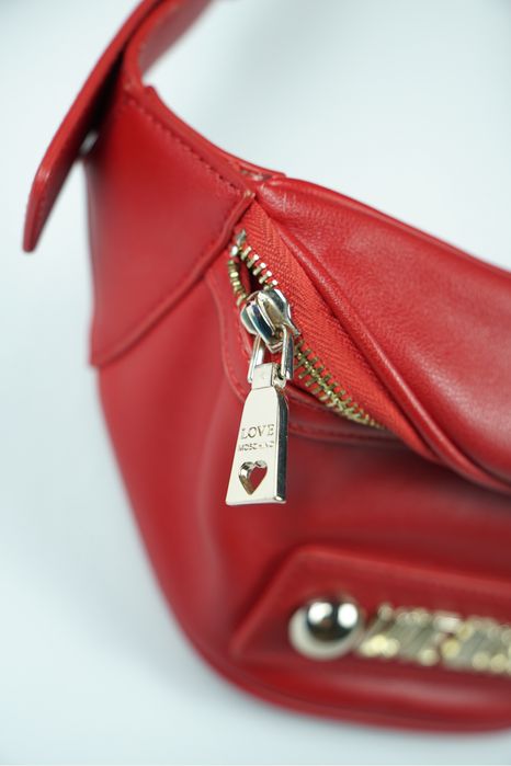 Бананка / сумка Love Moschino