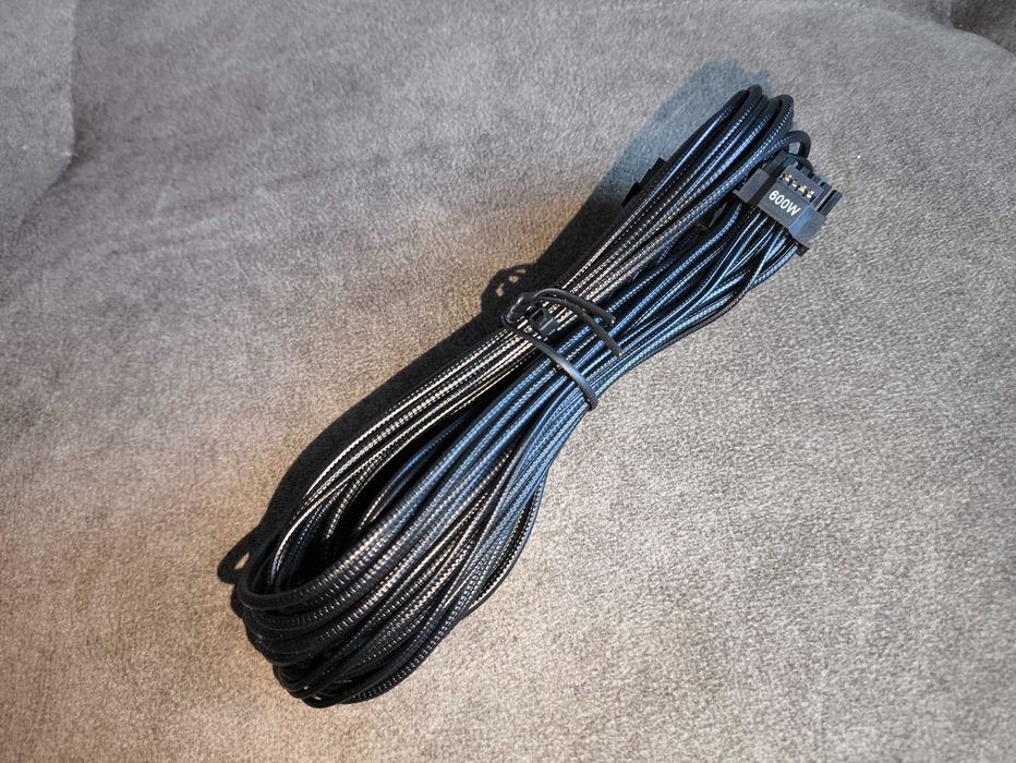 zasilacz DeepCool PN850M (ATX 3.1, PCIe 5.1, 80+ Gold)